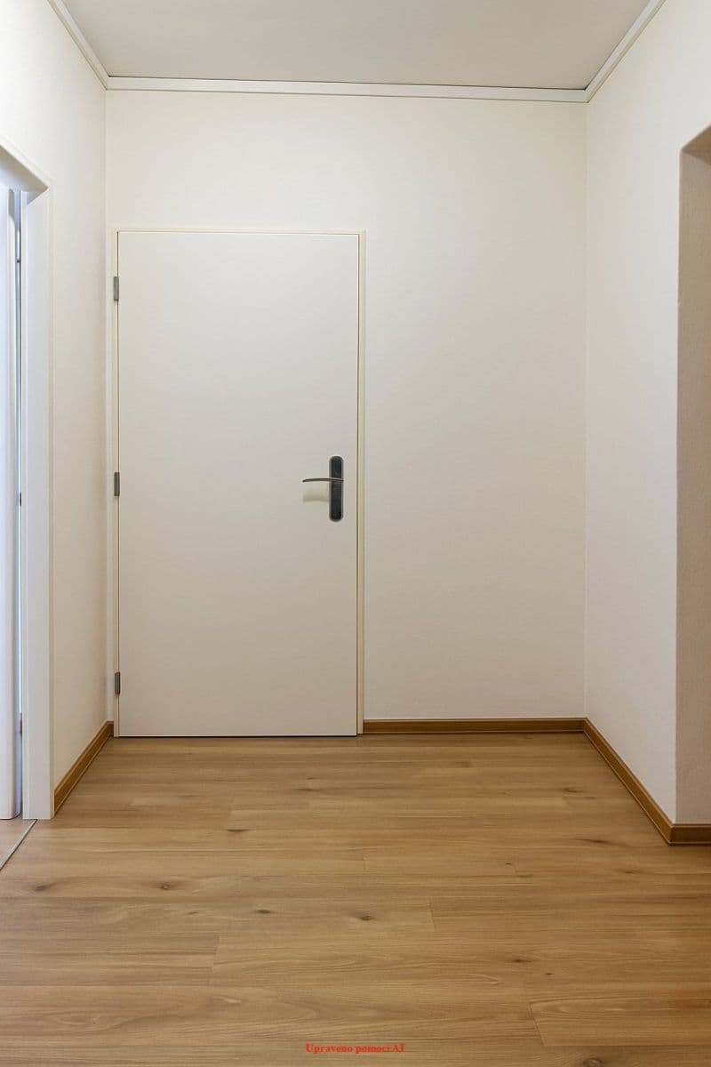 4 bedroom flat to rent, 88 m², Ke Studánce, Orlová, Moravskoslezský Region 4 bedroom flat to rent, 88 m², Ke Studánce, Orlová, Moravskoslezský Region