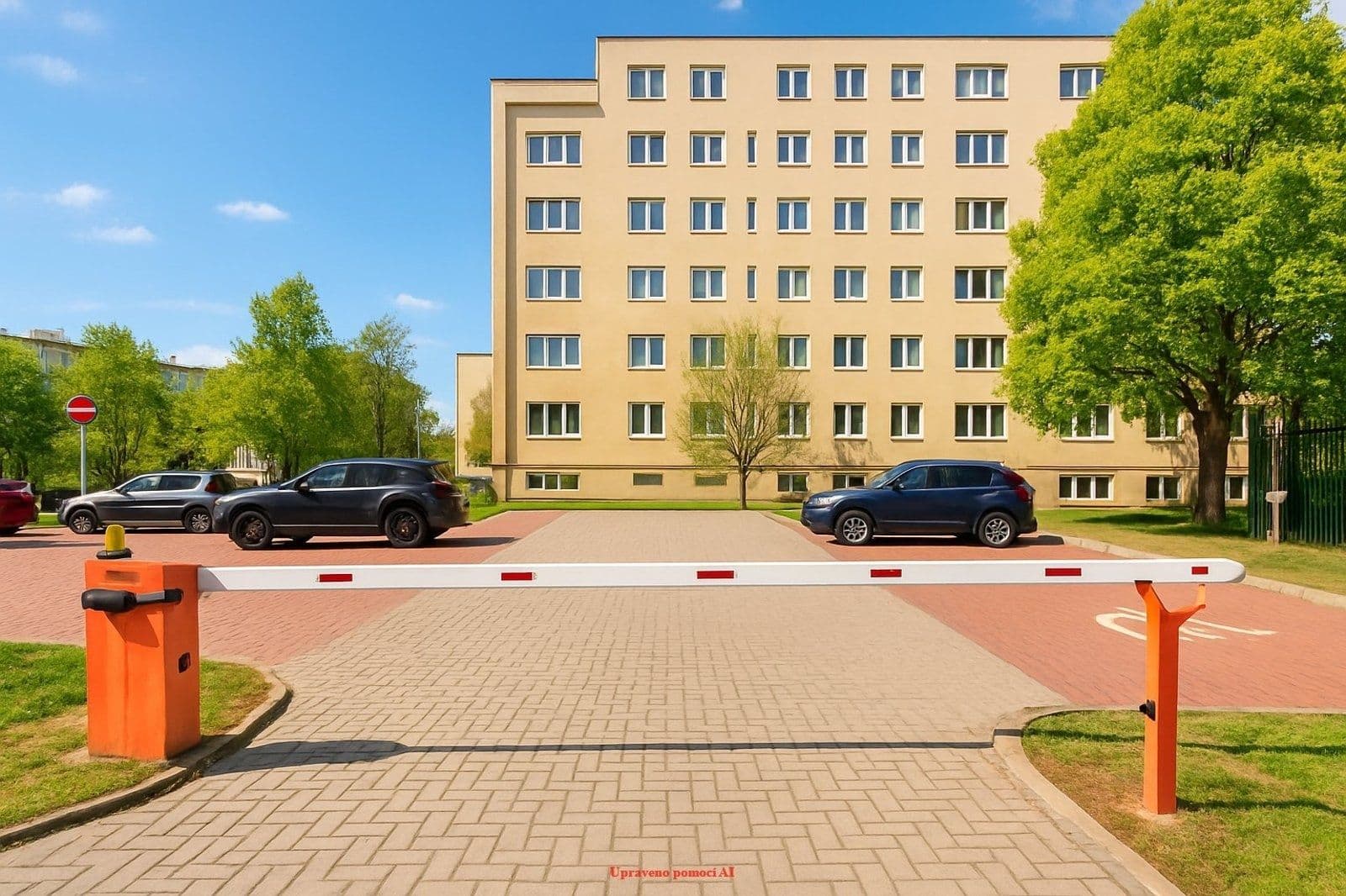 garage to rent, 12 m², Ostrčilova, Ostrava, Moravskoslezský Region garage to rent, 12 m², Ostrčilova, Ostrava, Moravskoslezský Region