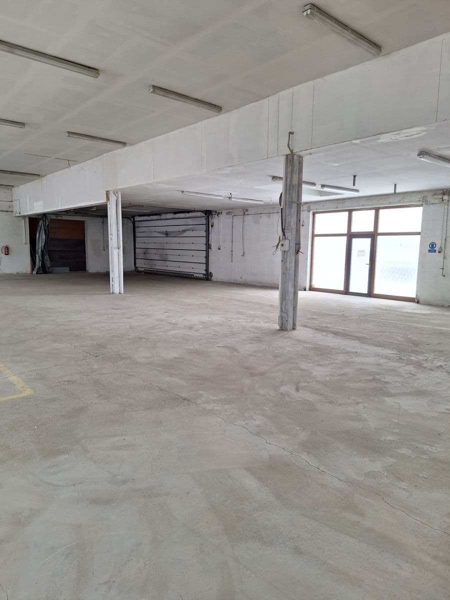 non-residential property to rent, 800 m², Potoční, Hroznětín, Karlovarský Region non-residential property to rent, 800 m², Potoční, Hroznětín, Karlovarský Region