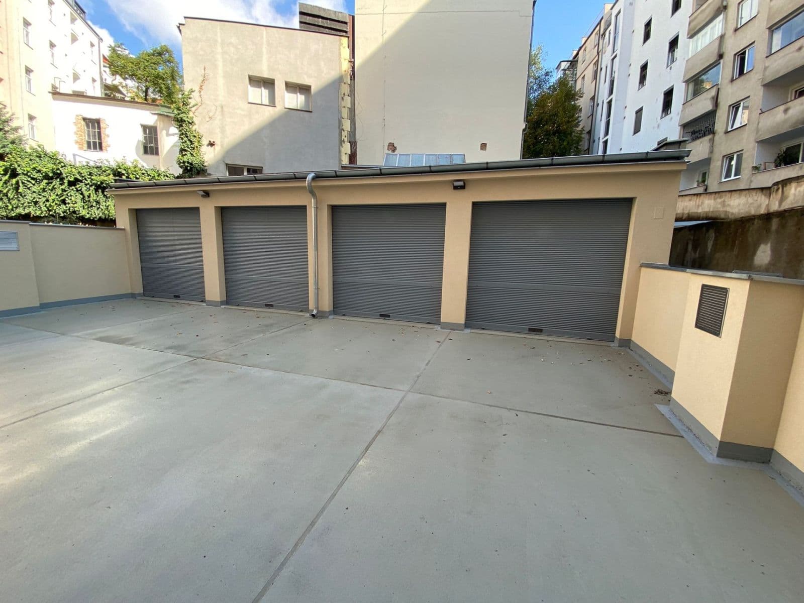 garage to rent, 20 m², Oblouková, Prague, Prague garage to rent, 20 m², Oblouková, Prague, Prague