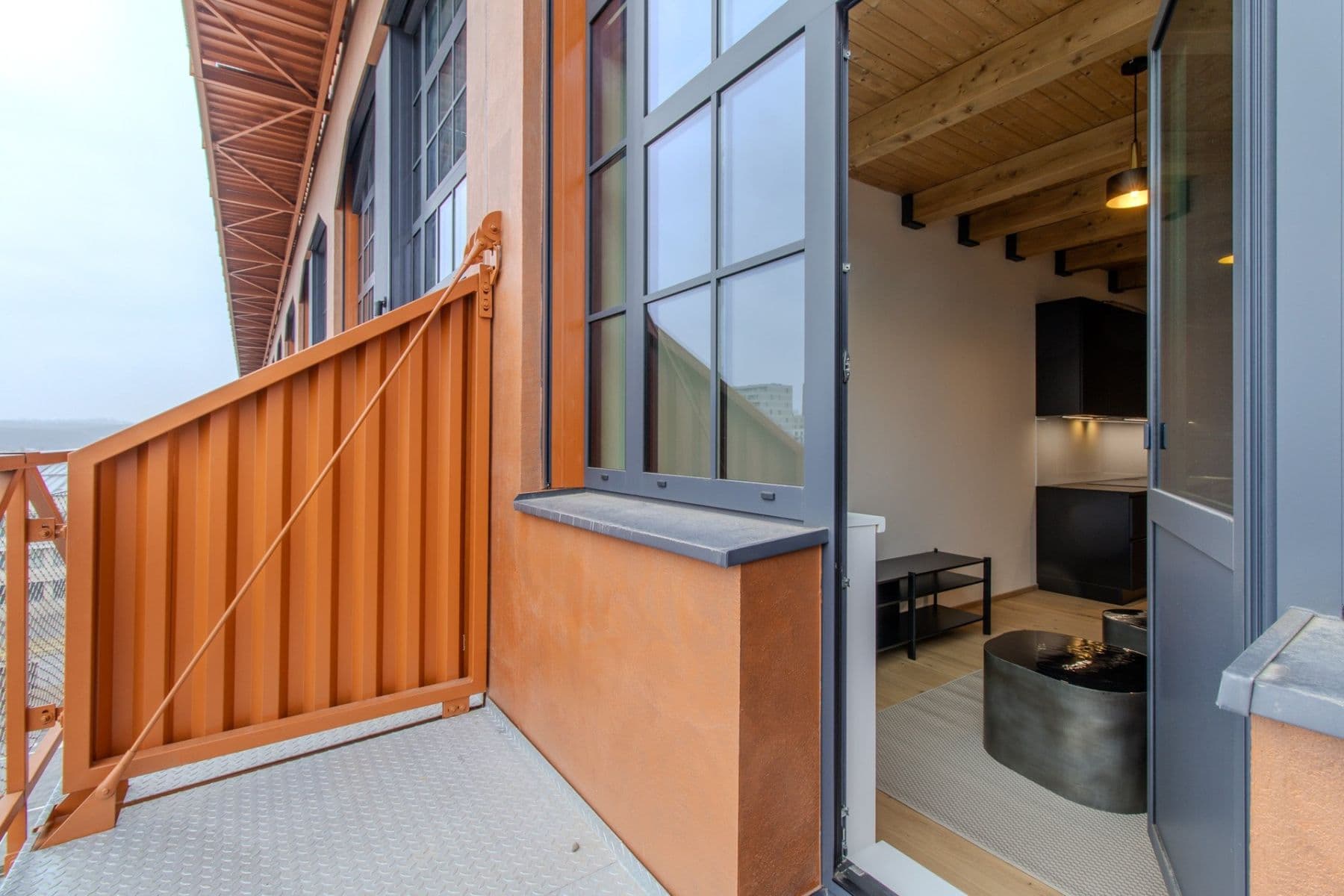 2 bedroom with open-plan kitchen flat to rent, 66 m², Kolbenova, Prague, Prague 2 bedroom with open-plan kitchen flat to rent, 66 m², Kolbenova, Prague, Prague