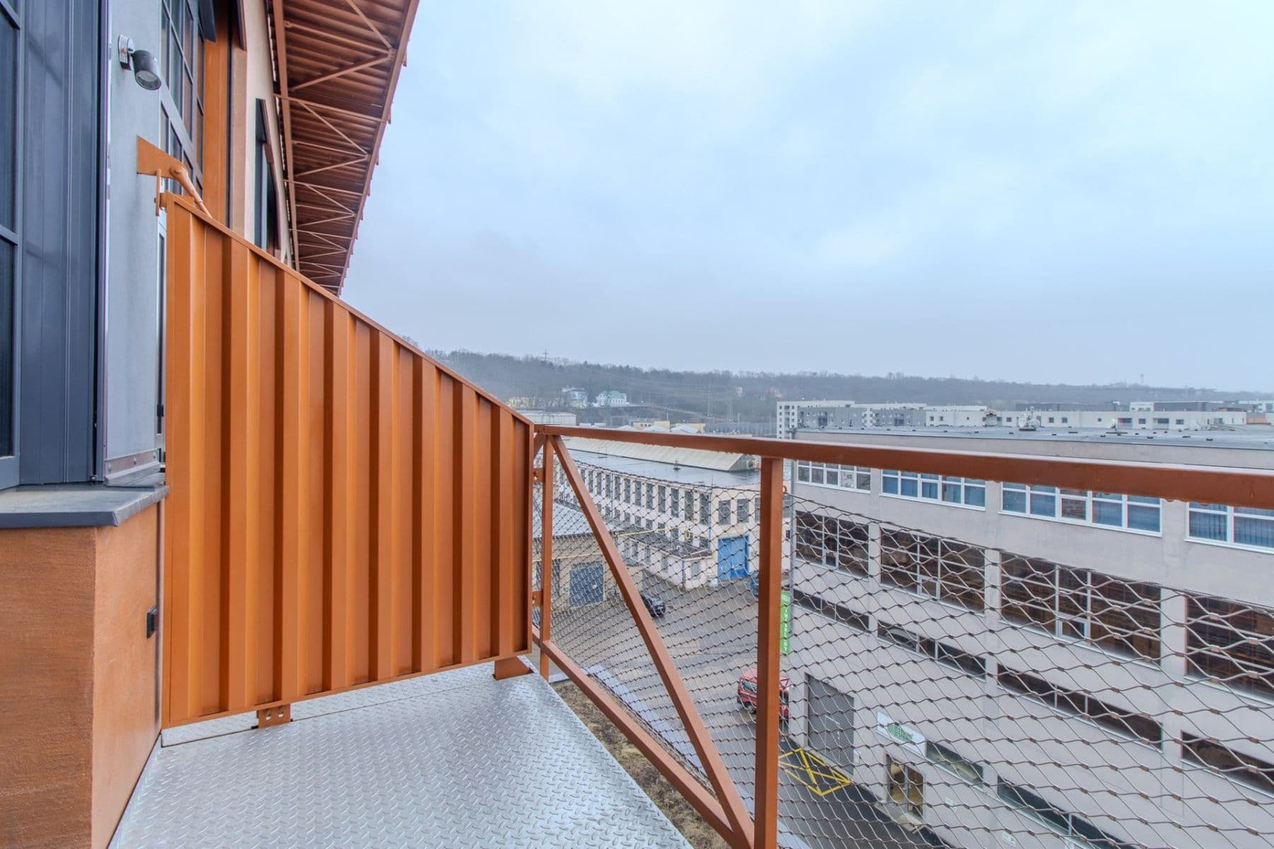 2 bedroom with open-plan kitchen flat to rent, 66 m², Kolbenova, Prague, Prague 2 bedroom with open-plan kitchen flat to rent, 66 m², Kolbenova, Prague, Prague