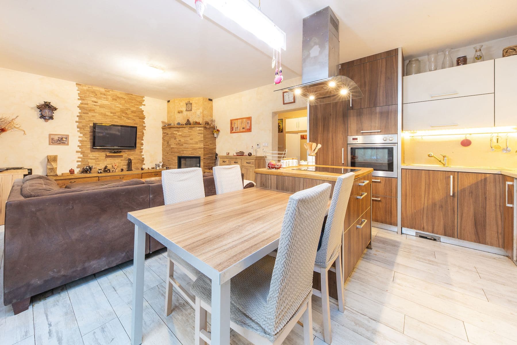 house for sale, 215 m², Křemelná, Křelov-Břuchotín, Olomoucký Region house for sale, 215 m², Křemelná, Křelov-Břuchotín, Olomoucký Region