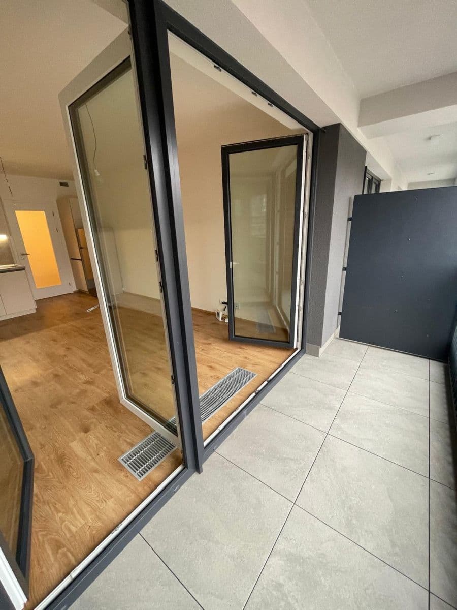 Studio flat to rent, 31 m², Poděbradská, Prague, Prague Studio flat to rent, 31 m², Poděbradská, Prague, Prague