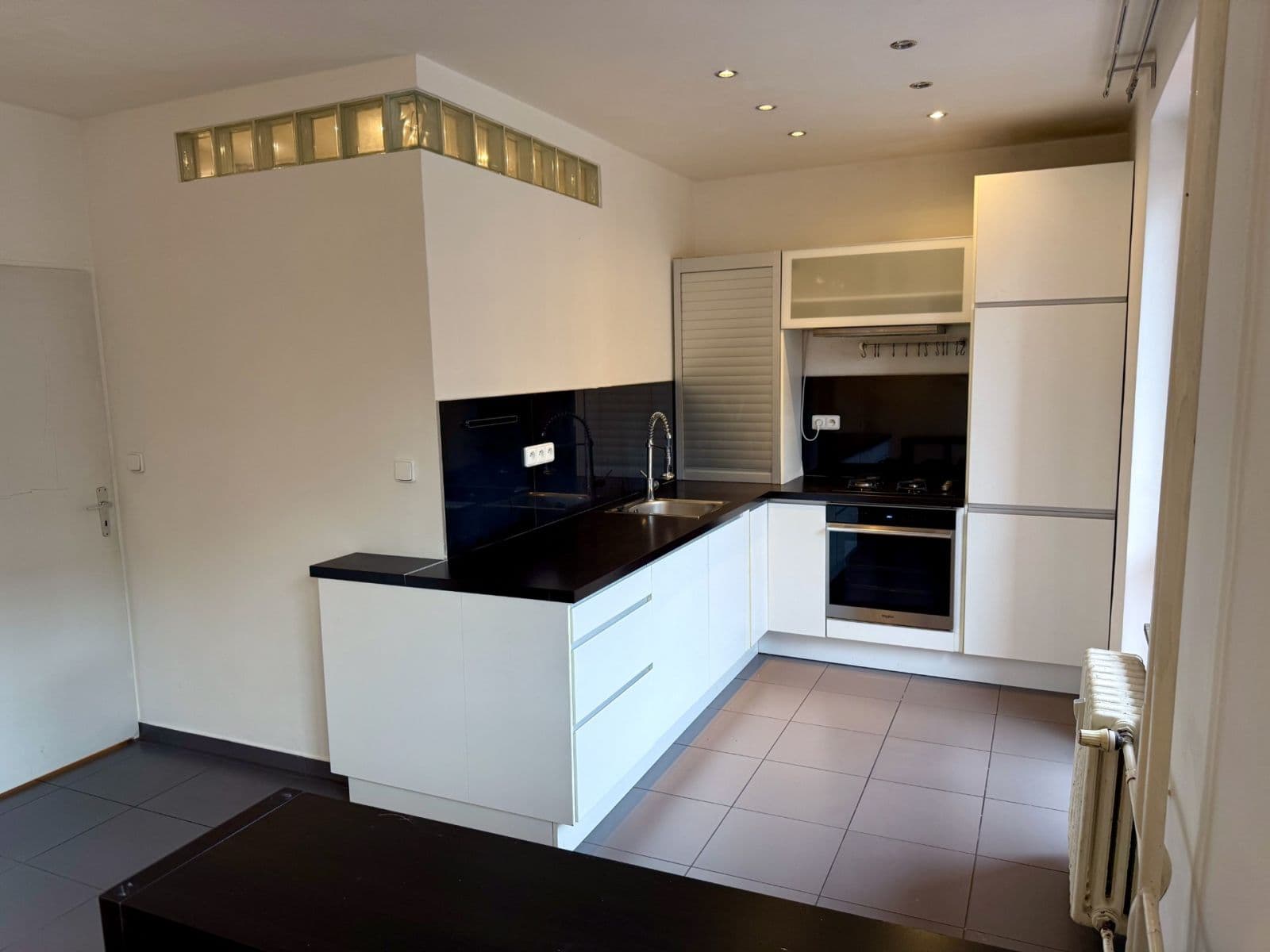 1 bedroom with open-plan kitchen flat to rent, 48 m², Lehárova, Prague, Prague 1 bedroom with open-plan kitchen flat to rent, 48 m², Lehárova, Prague, Prague