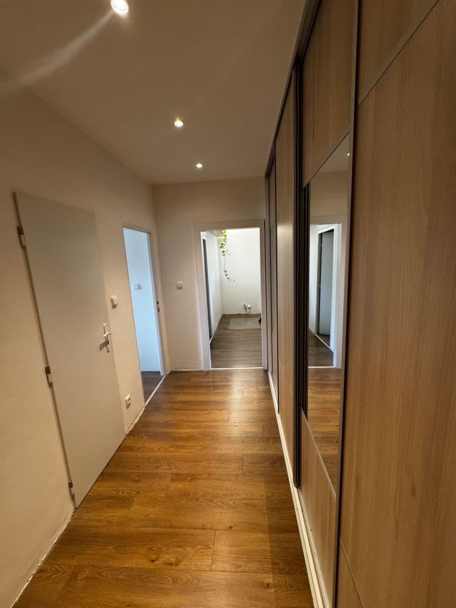 2 bedroom flat to rent, 53 m², Hřibská, Prague, Prague 2 bedroom flat to rent, 53 m², Hřibská, Prague, Prague