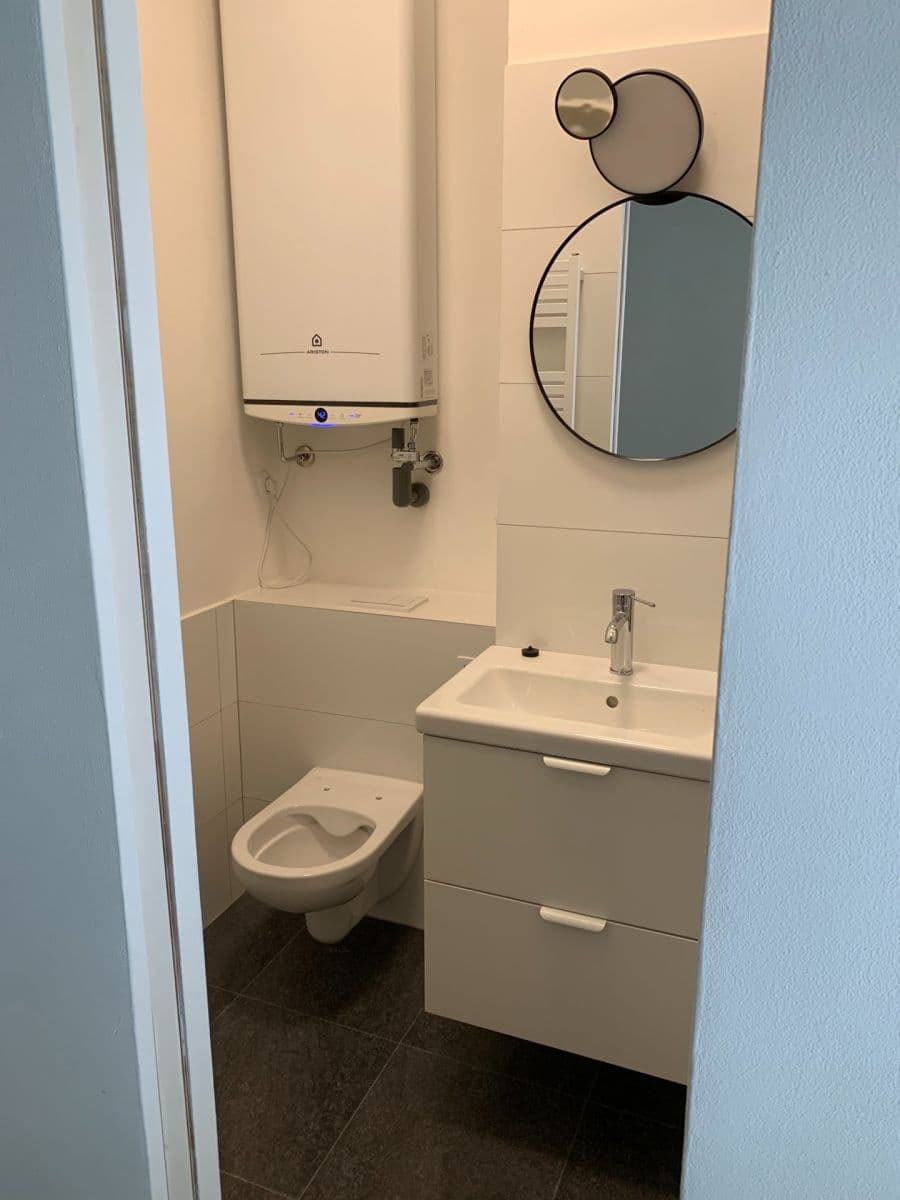 Studio flat to rent, 37 m², Československé armády, Prague, Prague Studio flat to rent, 37 m², Československé armády, Prague, Prague