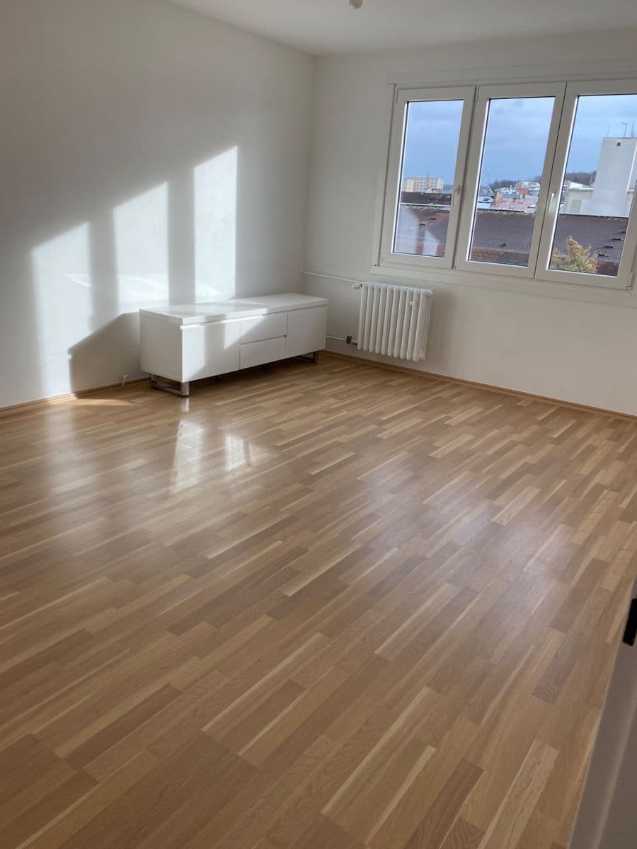 2 bedroom flat to rent, 58 m², Železničářská, Plzeň, Plzeňský Region 2 bedroom flat to rent, 58 m², Železničářská, Plzeň, Plzeňský Region