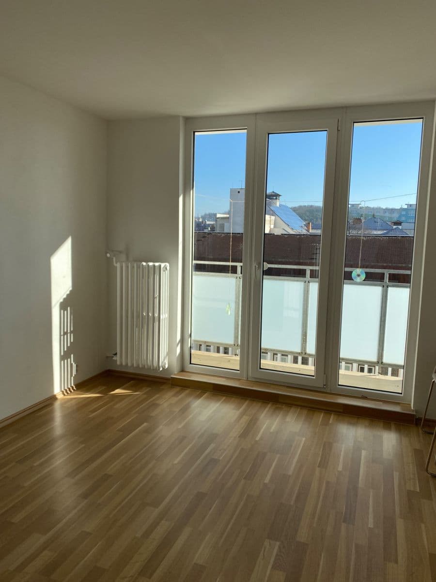 2 bedroom flat to rent, 58 m², Železničářská, Plzeň, Plzeňský Region 2 bedroom flat to rent, 58 m², Železničářská, Plzeň, Plzeňský Region