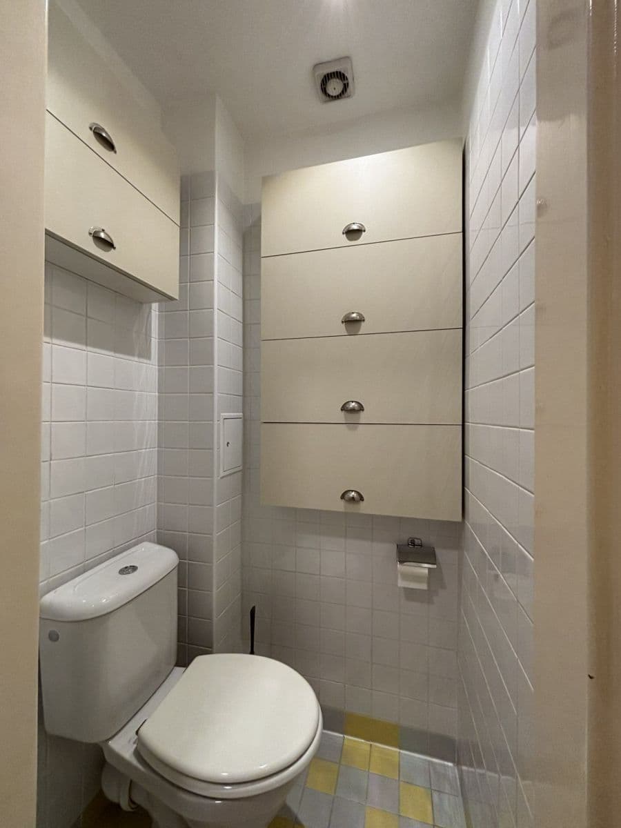 2 bedroom flat to rent, 56 m², Kolbenova, Prague, Prague 2 bedroom flat to rent, 56 m², Kolbenova, Prague, Prague