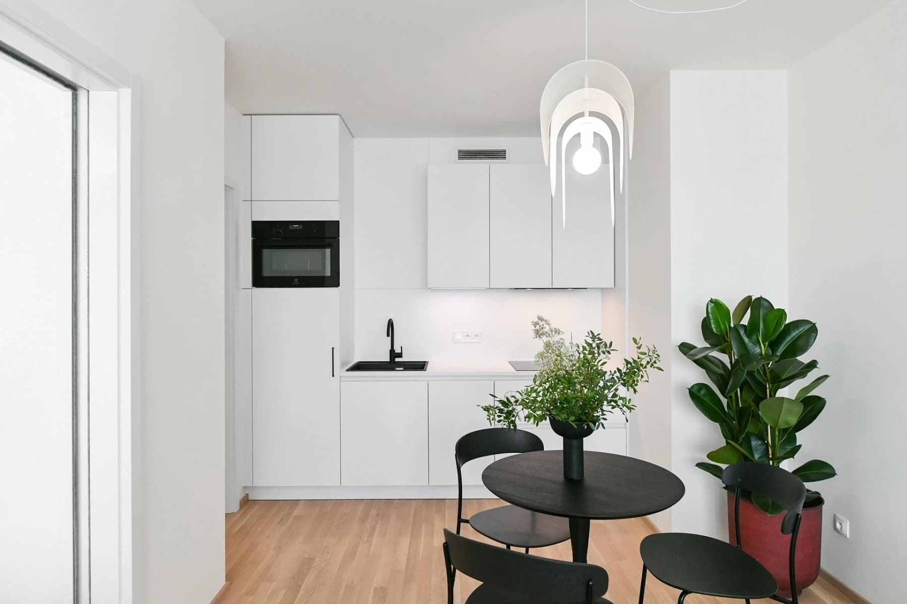 1 bedroom with open-plan kitchen flat to rent, 42 m², Albrightové, Prague, Prague 1 bedroom with open-plan kitchen flat to rent, 42 m², Albrightové, Prague, Prague