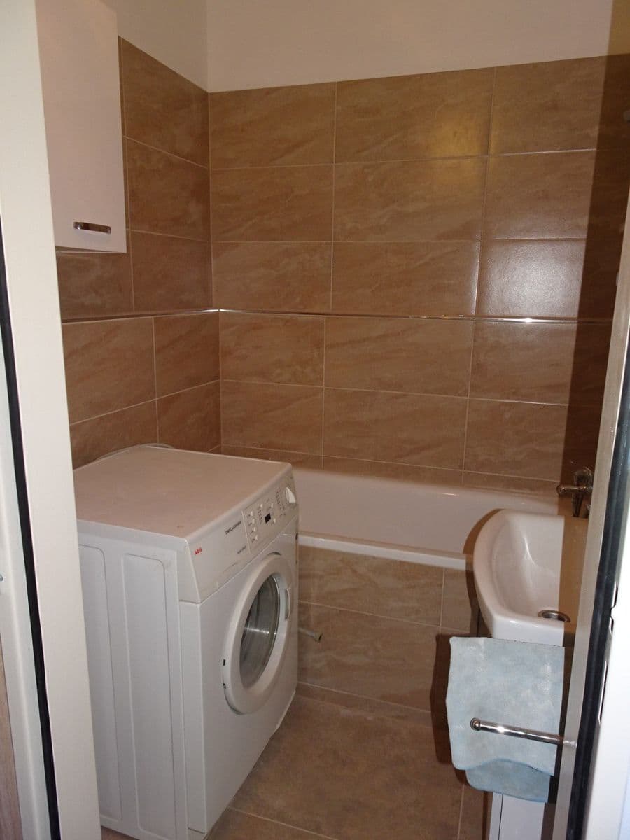 3 bedroom flat to rent, 70 m², Mikulova, Prague, Prague 3 bedroom flat to rent, 70 m², Mikulova, Prague, Prague