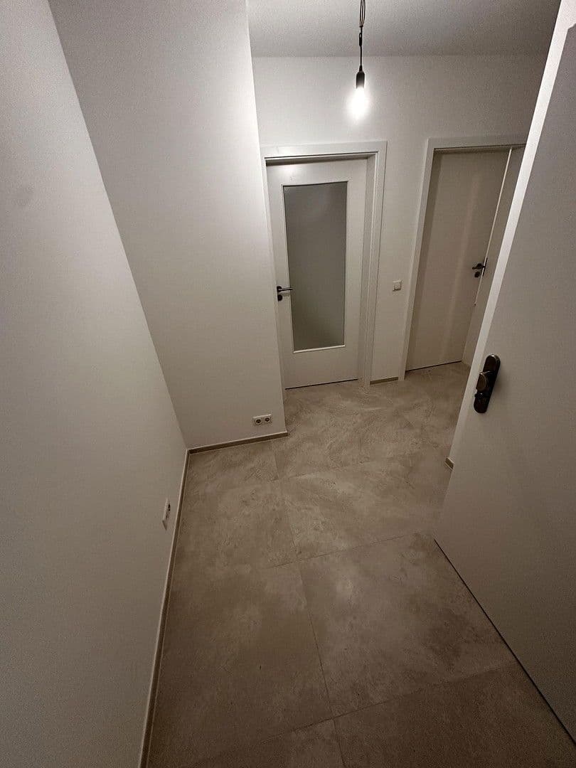 2 bedroom flat to rent, 44 m², Rüsselsheim am Main, Hesse 2 bedroom flat to rent, 44 m², Rüsselsheim am Main, Hesse