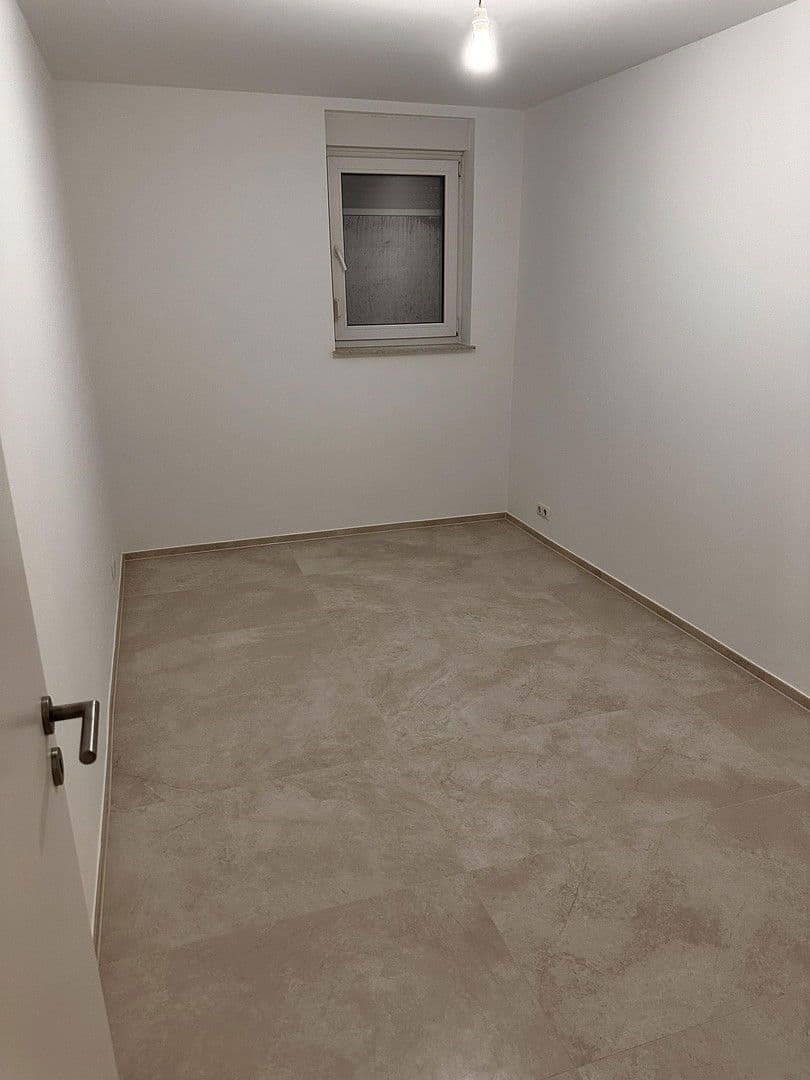 2 bedroom flat to rent, 44 m², Rüsselsheim am Main, Hesse 2 bedroom flat to rent, 44 m², Rüsselsheim am Main, Hesse