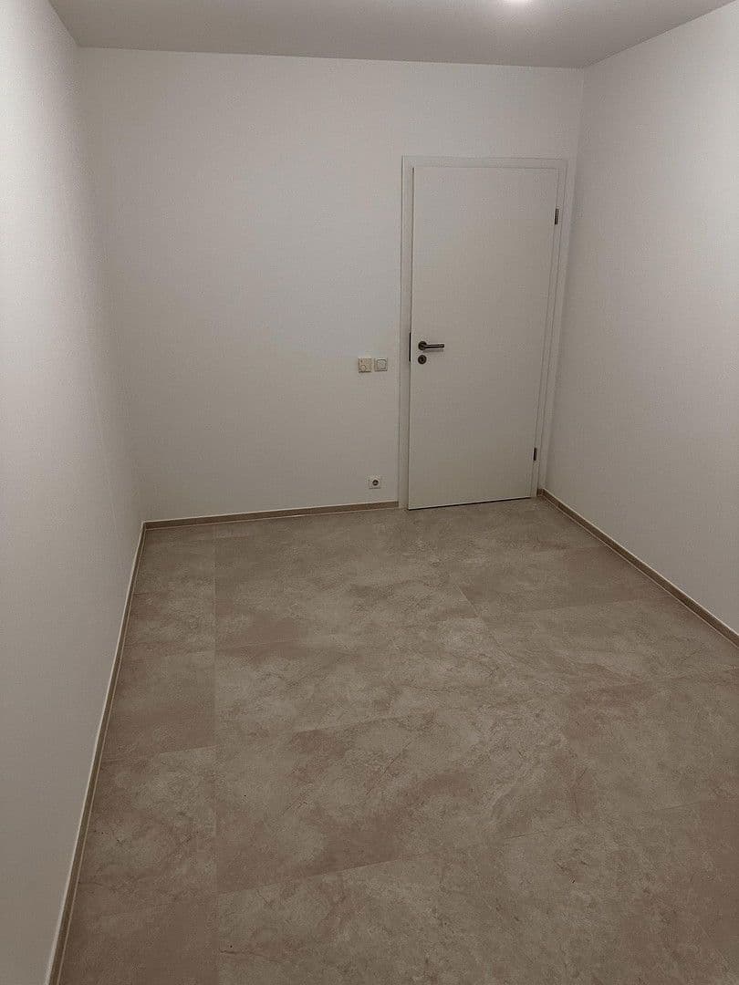 2 bedroom flat to rent, 44 m², Rüsselsheim am Main, Hesse 2 bedroom flat to rent, 44 m², Rüsselsheim am Main, Hesse