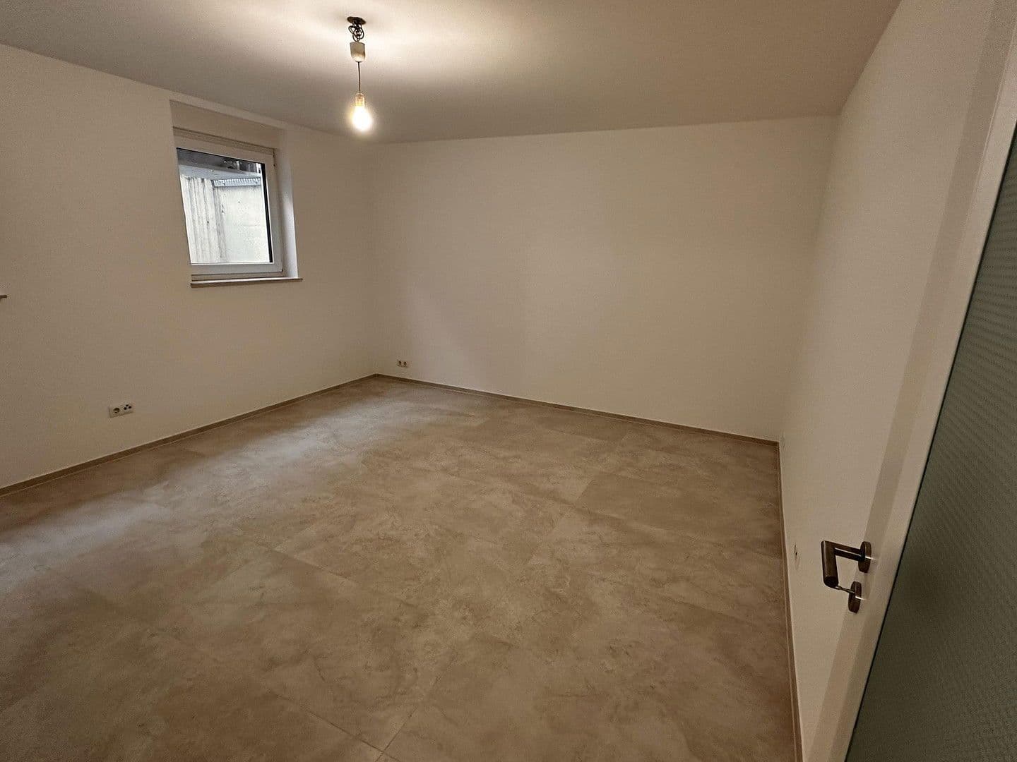 2 bedroom flat to rent, 44 m², Rüsselsheim am Main, Hesse 2 bedroom flat to rent, 44 m², Rüsselsheim am Main, Hesse