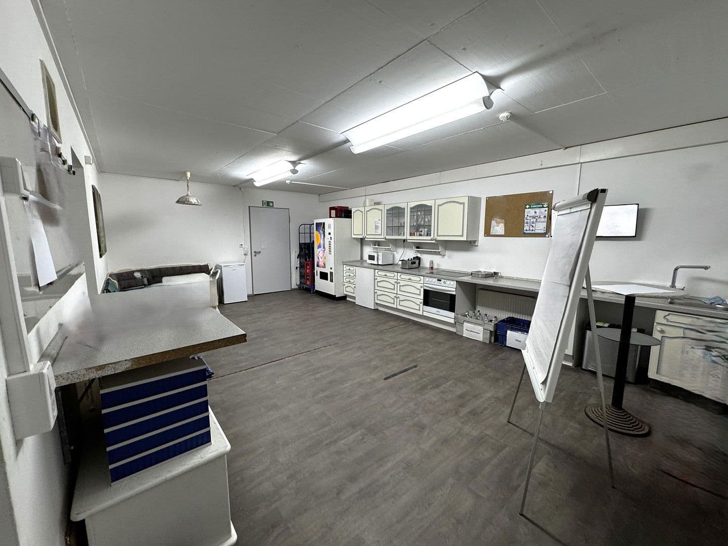 office to rent, 215 m², Eisingen, Bavaria office to rent, 215 m², Eisingen, Bavaria