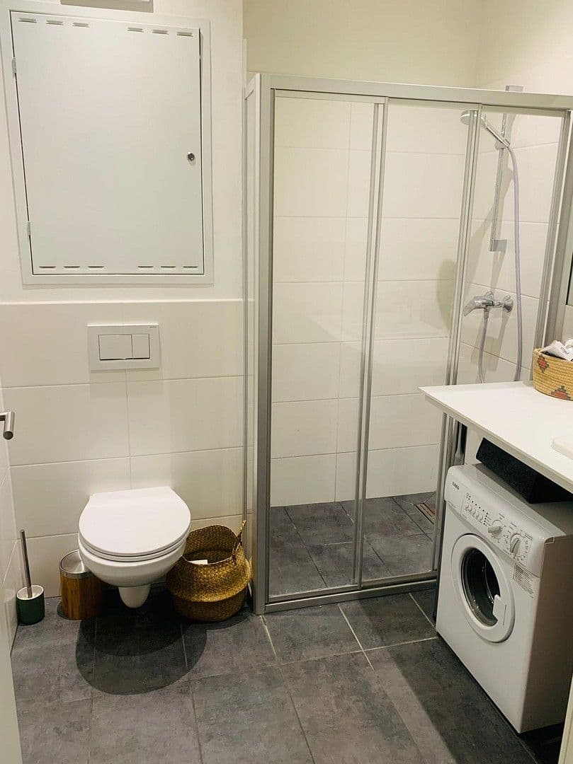 2 bedroom flat to rent, 39 m², Diefenbachgasse 7, Wien, Vienna 2 bedroom flat to rent, 39 m², Diefenbachgasse 7, Wien, Vienna