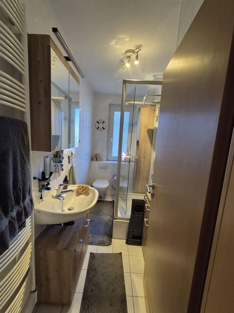 3 bedroom with open-plan kitchen flat to rent, 105 m², Beek 6, Witten, North Rhine-Westphalia 3 bedroom with open-plan kitchen flat to rent, 105 m², Beek 6, Witten, North Rhine-Westphalia