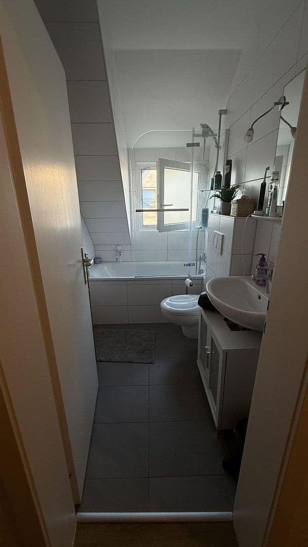 1 bedroom with open-plan kitchen flat to rent, 70 m², Köln, North Rhine-Westphalia 1 bedroom with open-plan kitchen flat to rent, 70 m², Köln, North Rhine-Westphalia