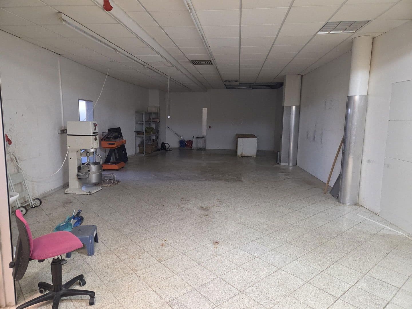 non-residential property to rent, 160 m², Walter-Gropius-Str. 3, Reutlingen, Baden-Württemberg non-residential property to rent, 160 m², Walter-Gropius-Str. 3, Reutlingen, Baden-Württemberg