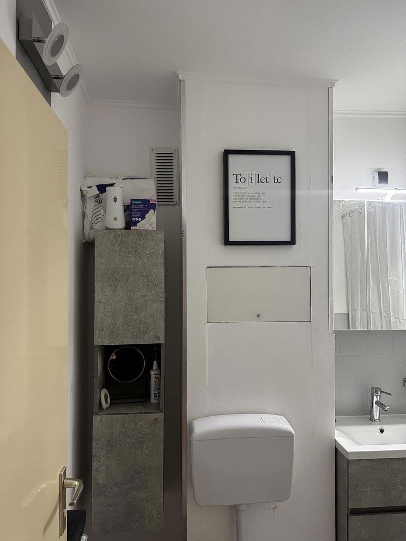 1 bedroom with open-plan kitchen flat for sale, 65 m², Ludwigshafen, Rhineland-Palatinate 1 bedroom with open-plan kitchen flat for sale, 65 m², Ludwigshafen, Rhineland-Palatinate