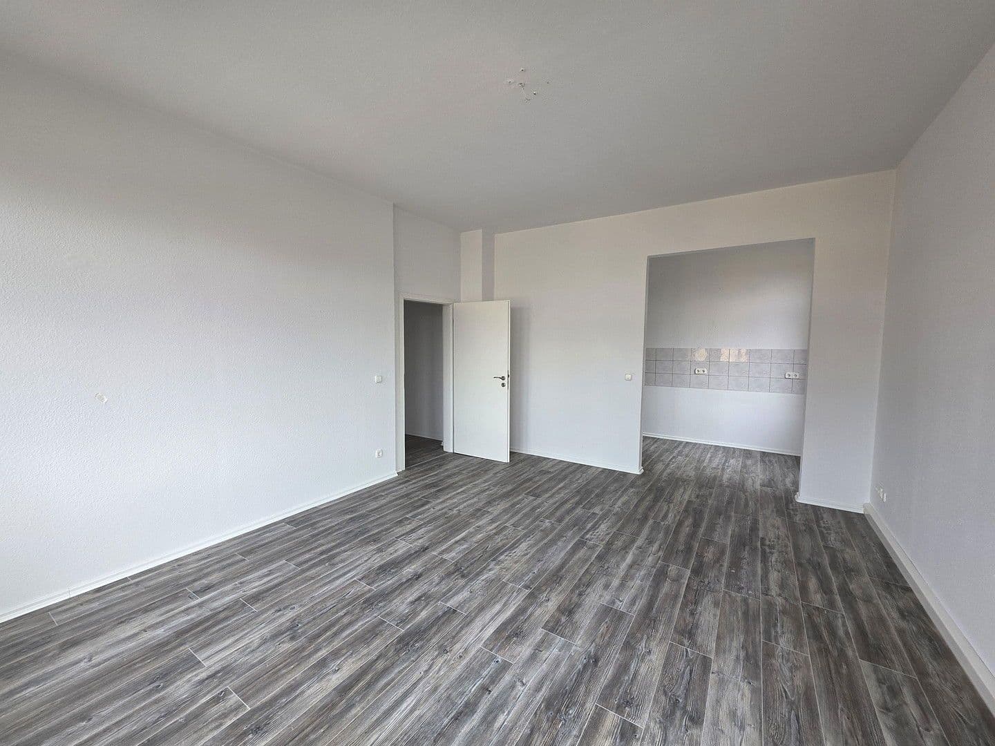 2 bedroom flat to rent, 56 m², Kitscherstr, 10, Crimmitschau, Saxony 2 bedroom flat to rent, 56 m², Kitscherstr, 10, Crimmitschau, Saxony