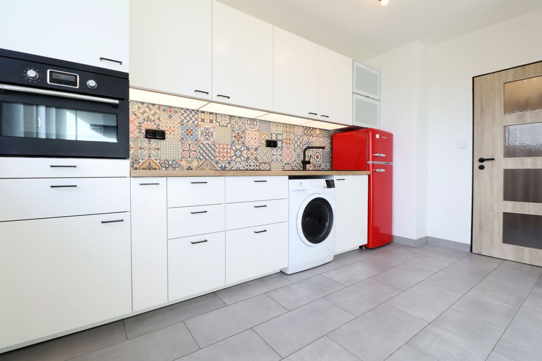 Studio flat to rent, 30 m², Šestajovická, Prague, Prague Studio flat to rent, 30 m², Šestajovická, Prague, Prague