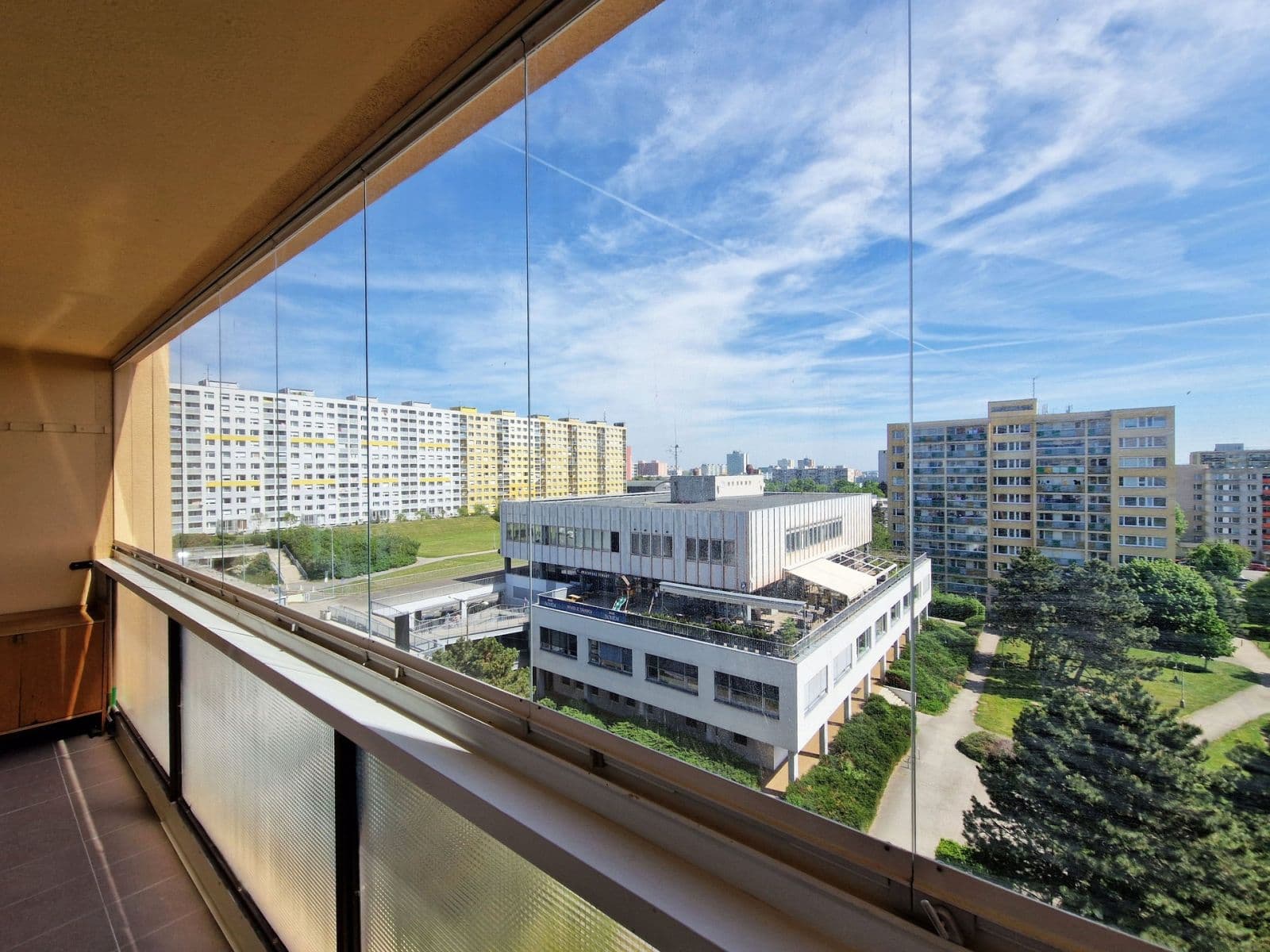 1 bedroom with open-plan kitchen flat to rent, 43 m², Modletická, Prague, Prague 1 bedroom with open-plan kitchen flat to rent, 43 m², Modletická, Prague, Prague