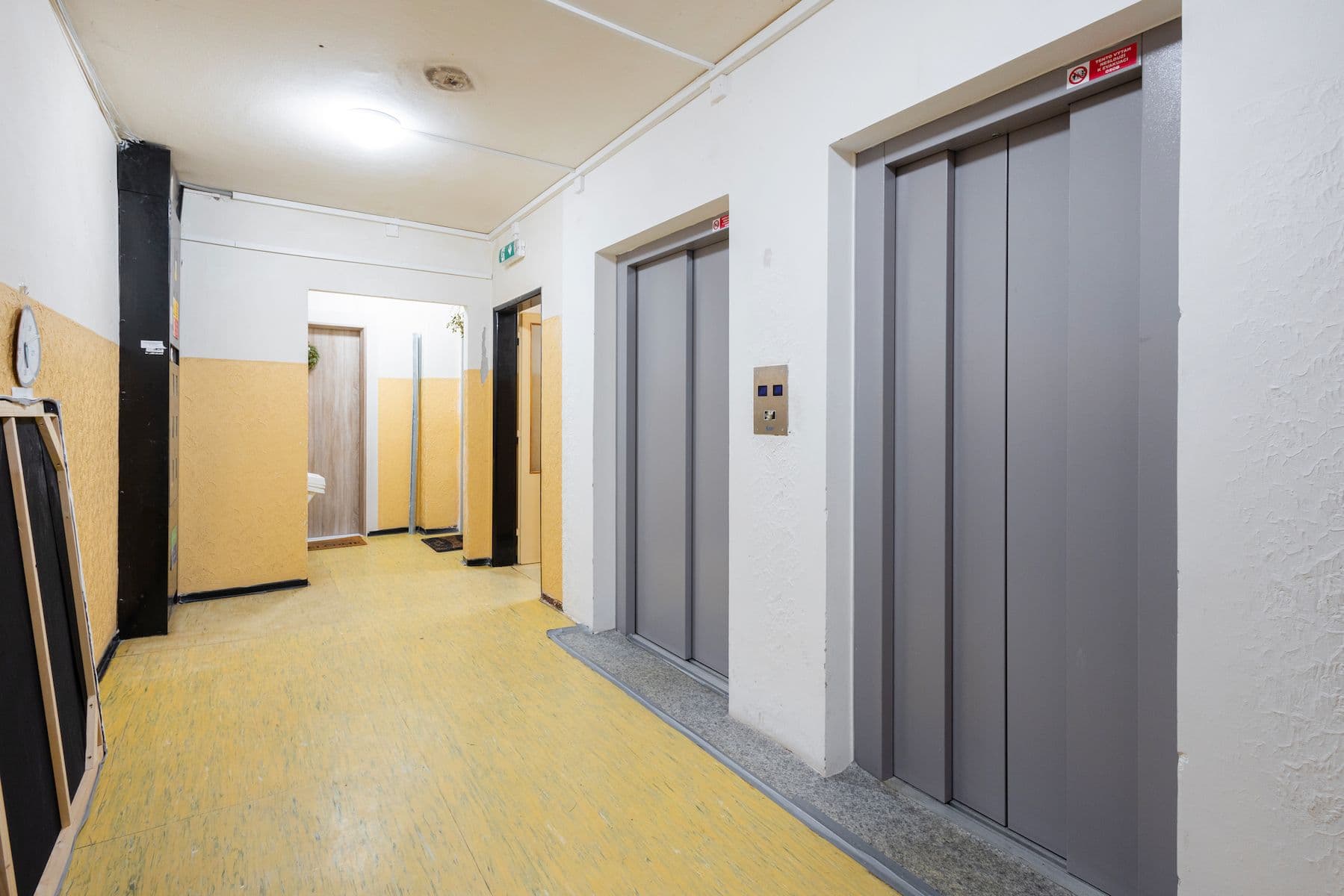 Studio flat for sale, 34 m², Čs. legií, Rakovník, Středočeský Region Studio flat for sale, 34 m², Čs. legií, Rakovník, Středočeský Region