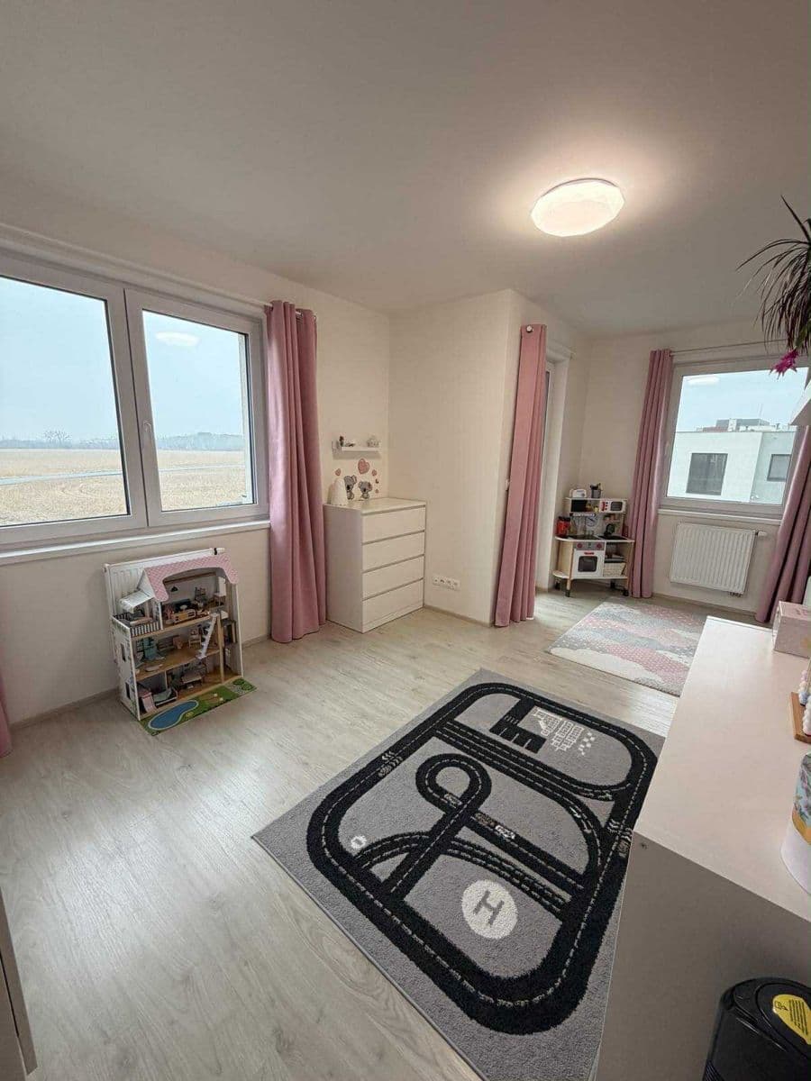 2 bedroom with open-plan kitchen flat for sale, 88 m², Miroslava Hajna, Prague, Prague 2 bedroom with open-plan kitchen flat for sale, 88 m², Miroslava Hajna, Prague, Prague