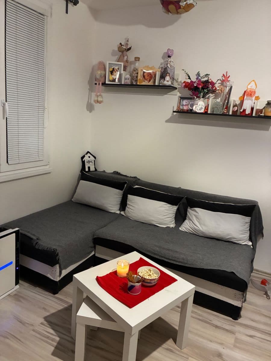 1 bedroom with open-plan kitchen flat to rent, 36 m², Neklanova, Roudnice nad Labem, Ústecký Region 1 bedroom with open-plan kitchen flat to rent, 36 m², Neklanova, Roudnice nad Labem, Ústecký Region