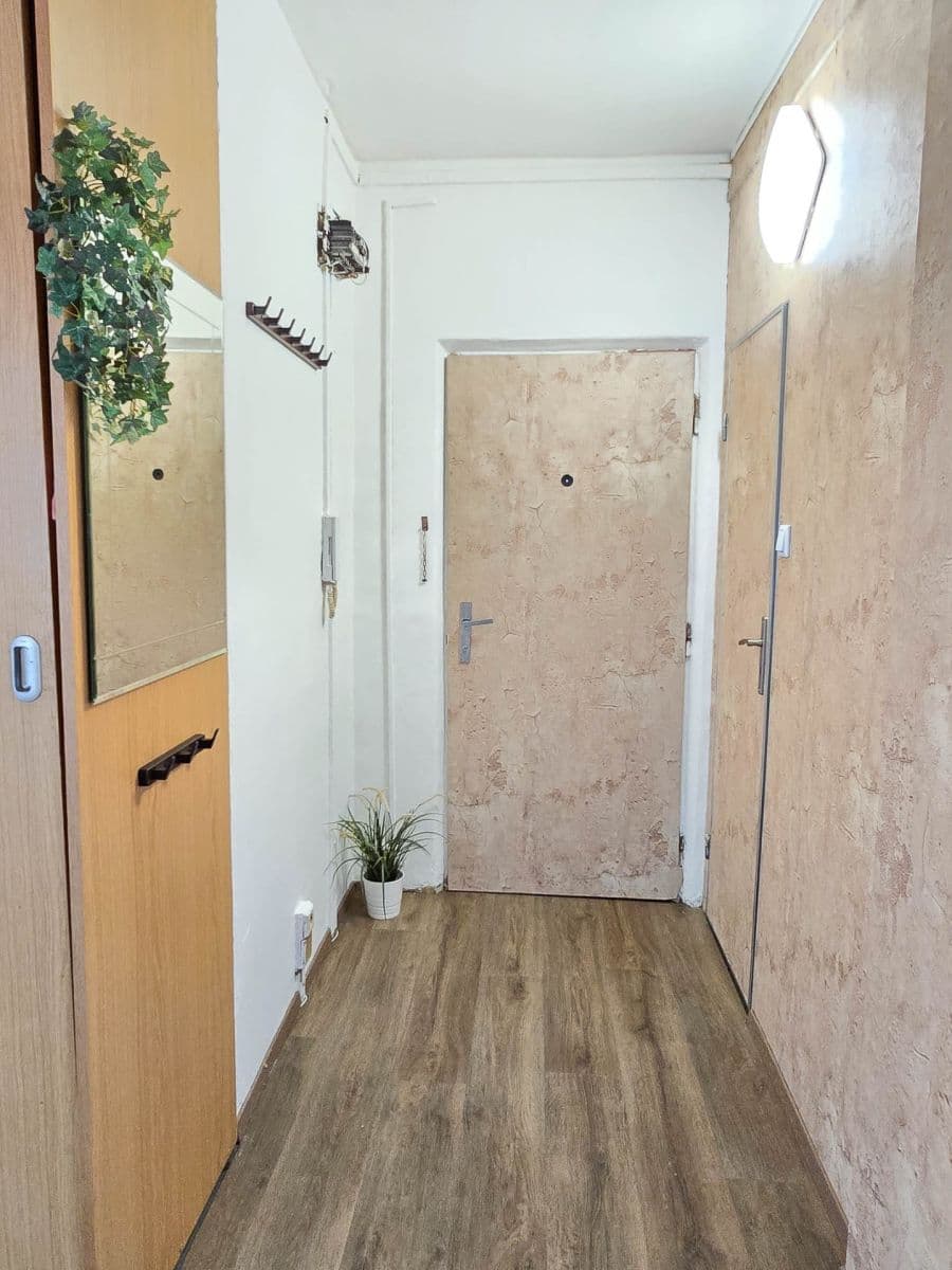 2 bedroom flat to rent, 62 m², Příbramská, Verneřice, Ústecký Region 2 bedroom flat to rent, 62 m², Příbramská, Verneřice, Ústecký Region