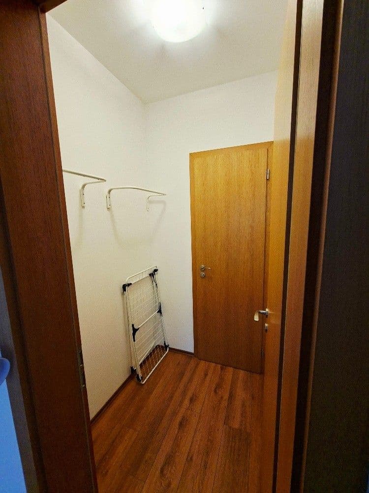 2 bedroom with open-plan kitchen flat to rent, 72 m², Křižíkova, Prague, Prague 2 bedroom with open-plan kitchen flat to rent, 72 m², Křižíkova, Prague, Prague