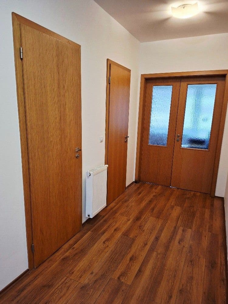 2 bedroom with open-plan kitchen flat to rent, 72 m², Křižíkova, Prague, Prague 2 bedroom with open-plan kitchen flat to rent, 72 m², Křižíkova, Prague, Prague