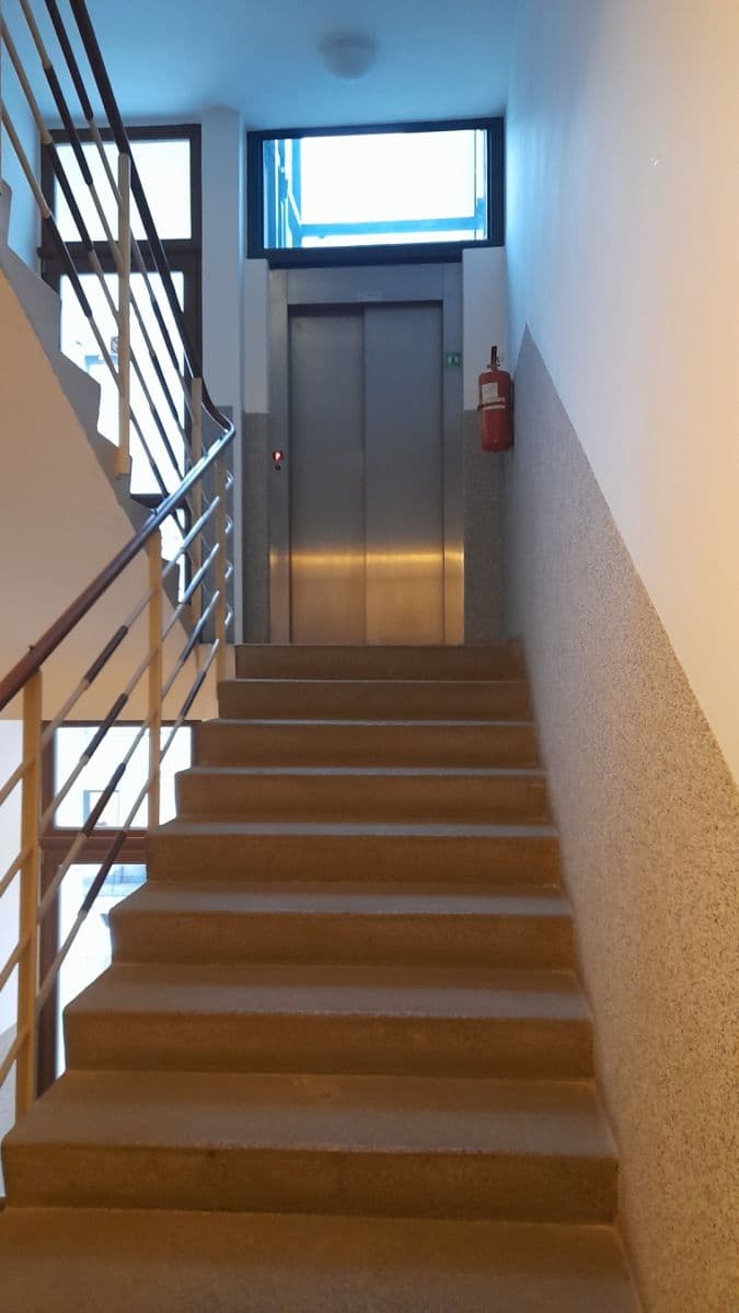 2 bedroom with open-plan kitchen flat for sale, 73 m², Vrázova, Prague, Prague 2 bedroom with open-plan kitchen flat for sale, 73 m², Vrázova, Prague, Prague