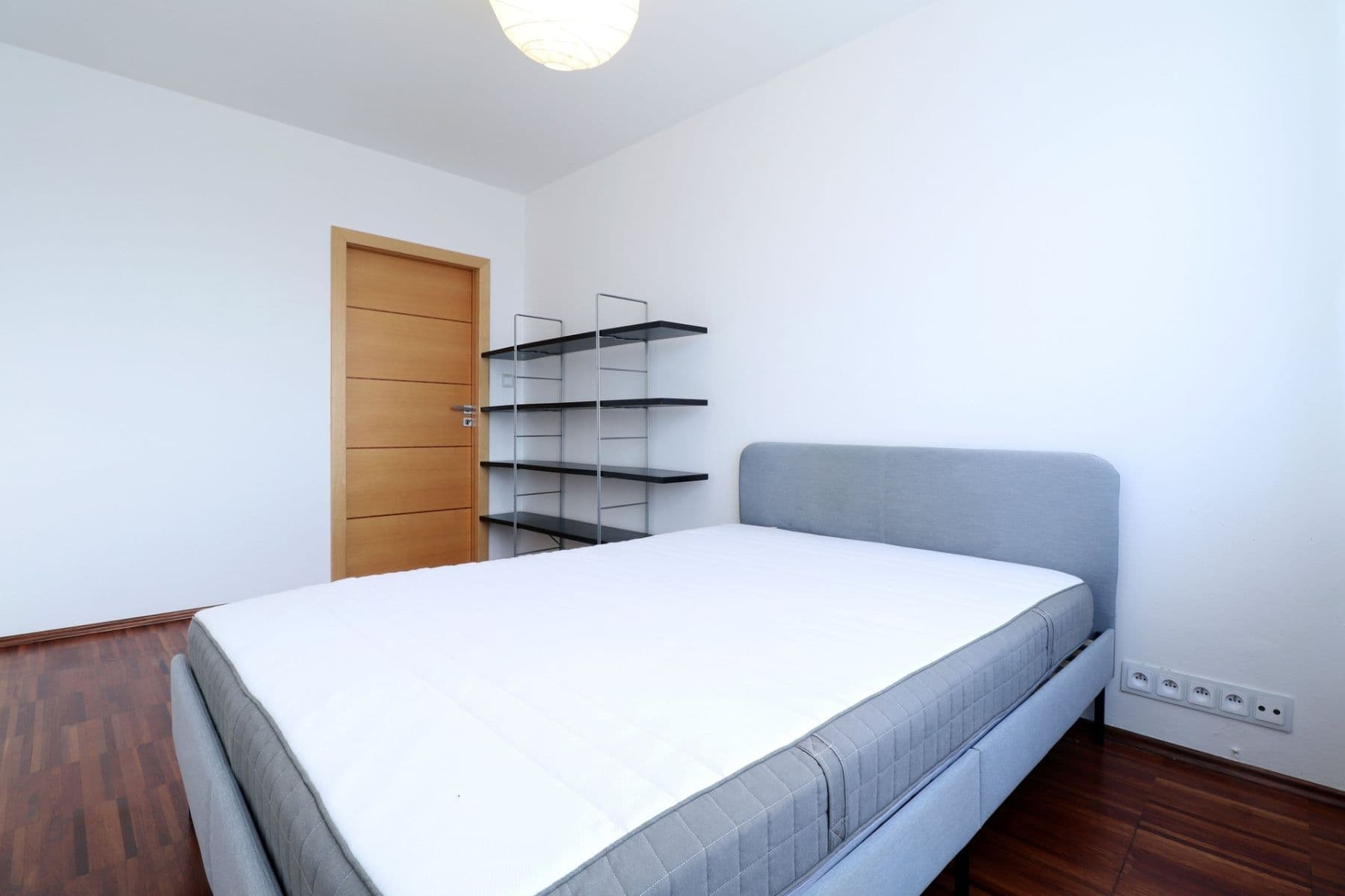 1 bedroom with open-plan kitchen flat to rent, 45 m², Za dvorem, Prague, Prague 1 bedroom with open-plan kitchen flat to rent, 45 m², Za dvorem, Prague, Prague