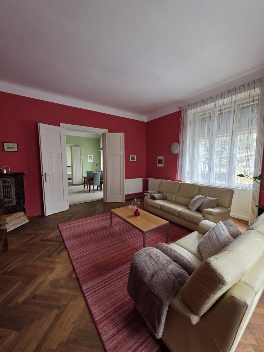 3 bedroom flat to rent, 100 m², Bratislava - mestská časť Staré Mesto, Bratislavský Region 3 bedroom flat to rent, 100 m², Bratislava - mestská časť Staré Mesto, Bratislavský Region