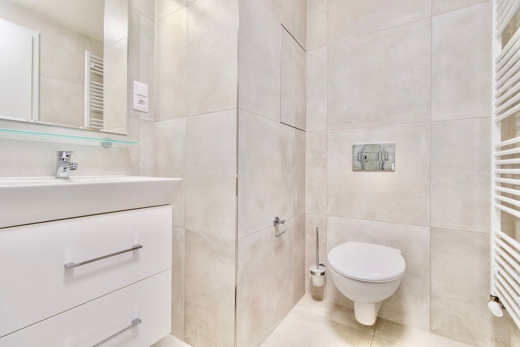 Studio flat to rent, 32 m², Poděbradská, Prague, Prague Studio flat to rent, 32 m², Poděbradská, Prague, Prague