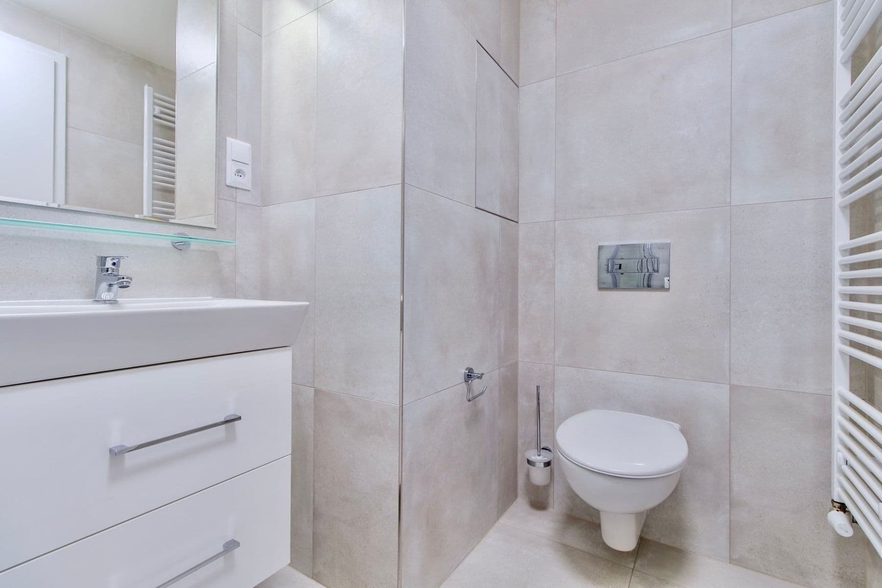 Studio flat to rent, 32 m², Poděbradská, Prague, Prague Studio flat to rent, 32 m², Poděbradská, Prague, Prague