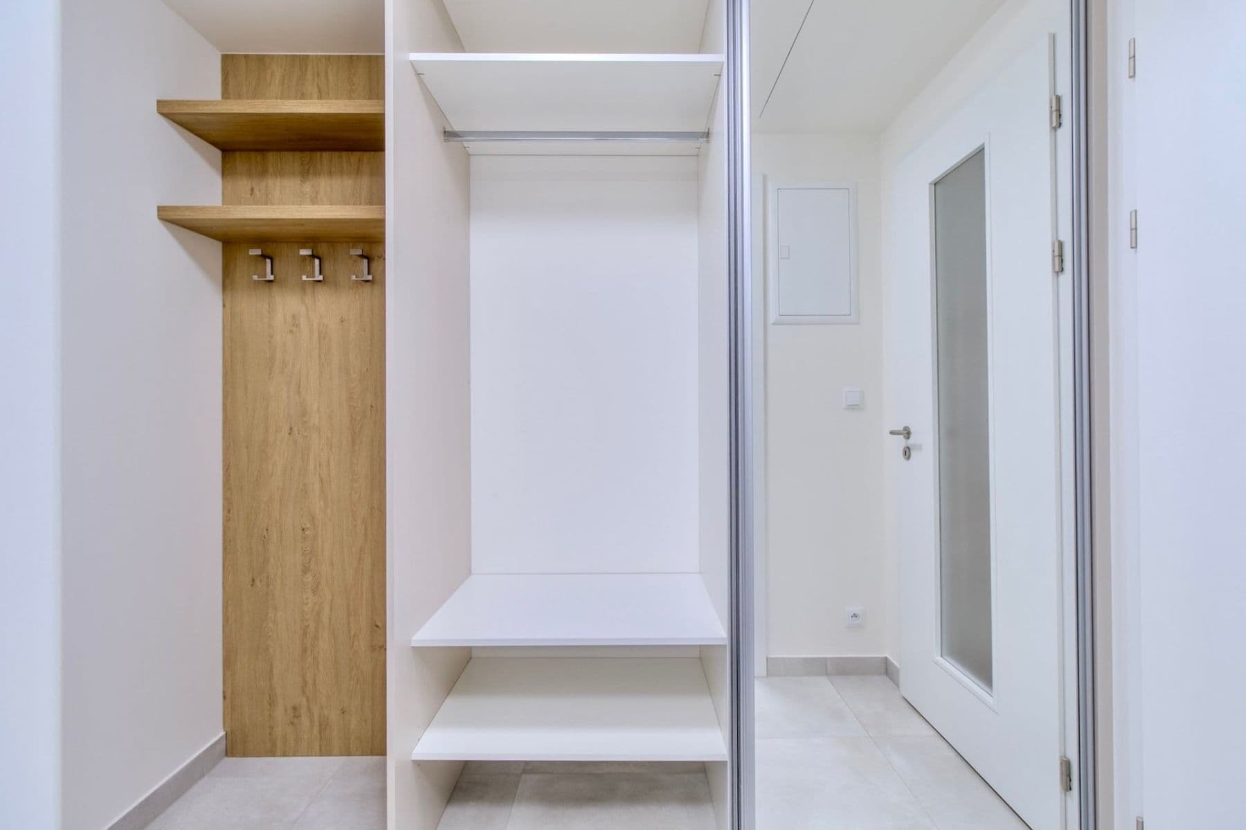 Studio flat to rent, 32 m², Poděbradská, Prague, Prague Studio flat to rent, 32 m², Poděbradská, Prague, Prague