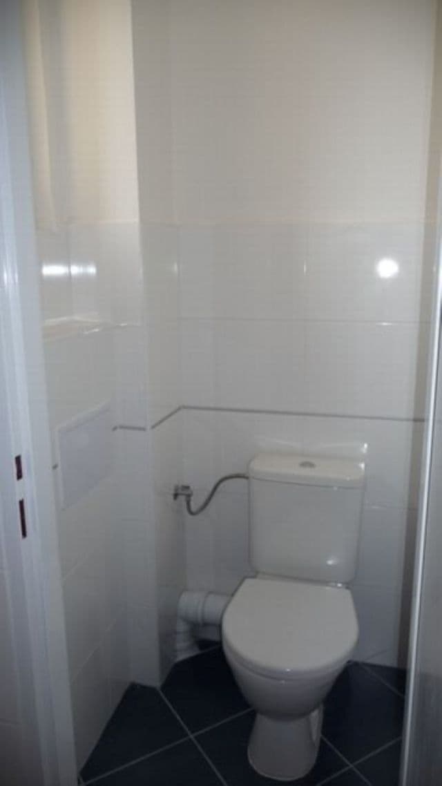 Studio flat to rent, 21 m², Pasteurova, Prague, Prague Studio flat to rent, 21 m², Pasteurova, Prague, Prague