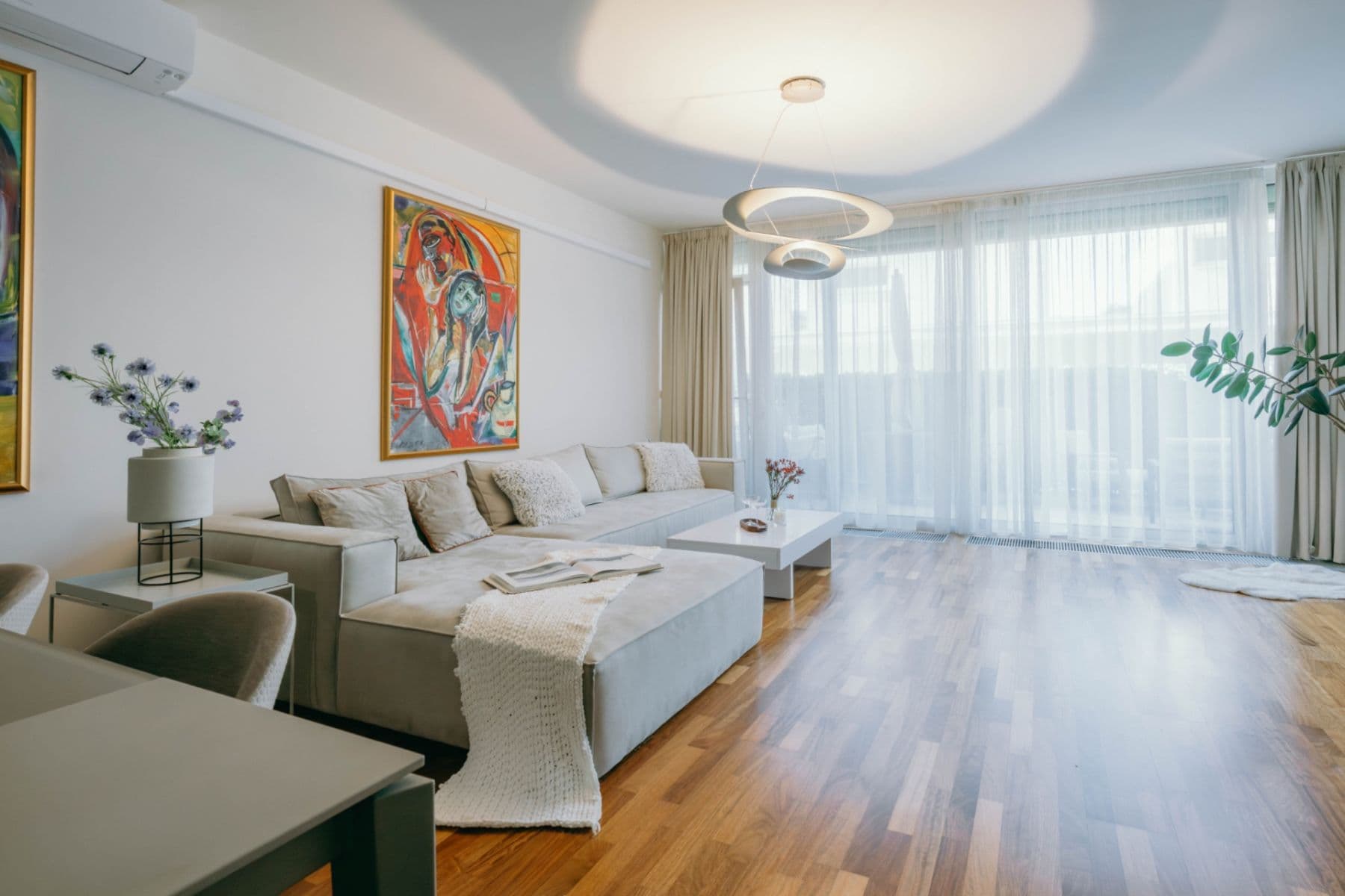 1 bedroom with open-plan kitchen flat for sale, 125 m², K Železnej studienke, Bratislava - mestská časť Staré Mesto, Bratislavský Region 1 bedroom with open-plan kitchen flat for sale, 125 m², K Železnej studienke, Bratislava - mestská časť Staré Mesto, Bratislavský Region