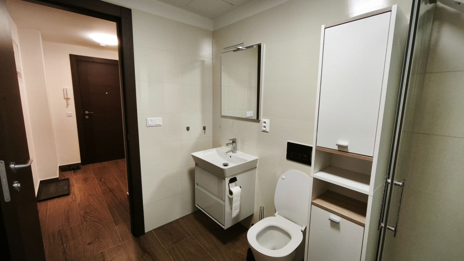 1 bedroom with open-plan kitchen flat to rent, 51 m², Třída Jiřího Pelikána, Olomouc, Olomoucký Region 1 bedroom with open-plan kitchen flat to rent, 51 m², Třída Jiřího Pelikána, Olomouc, Olomoucký Region