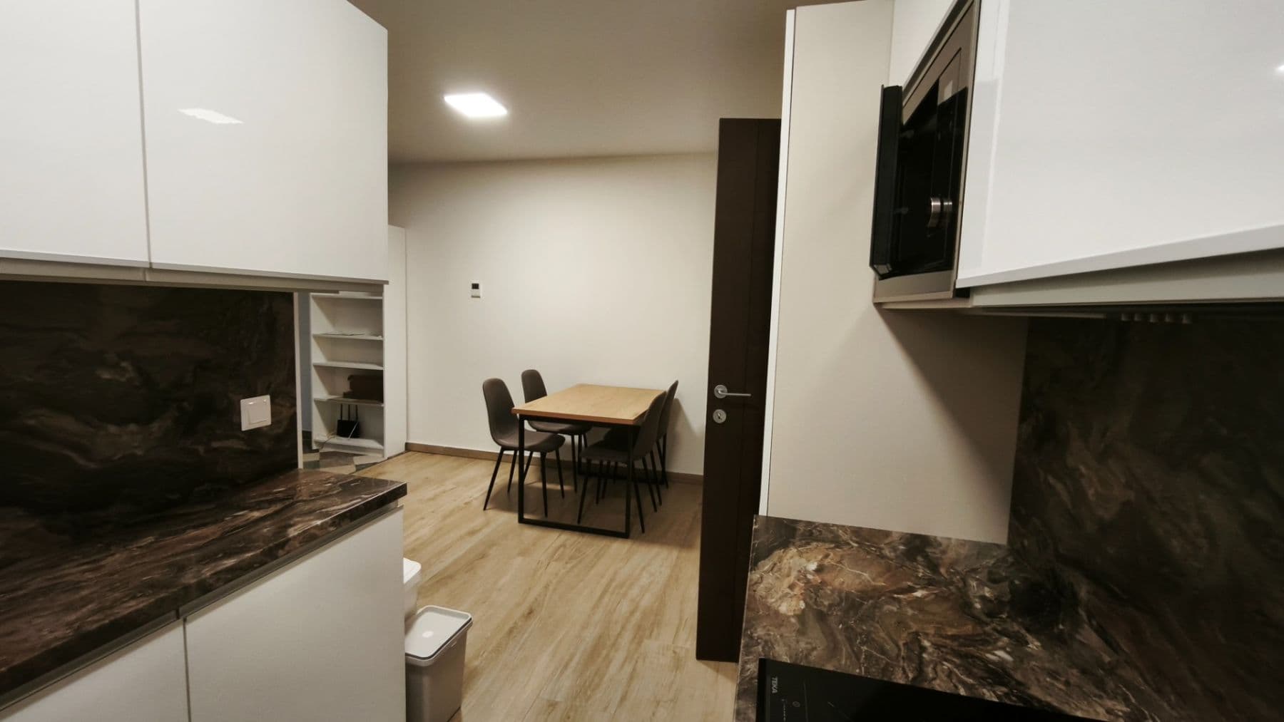 1 bedroom with open-plan kitchen flat to rent, 51 m², Třída Jiřího Pelikána, Olomouc, Olomoucký Region 1 bedroom with open-plan kitchen flat to rent, 51 m², Třída Jiřího Pelikána, Olomouc, Olomoucký Region