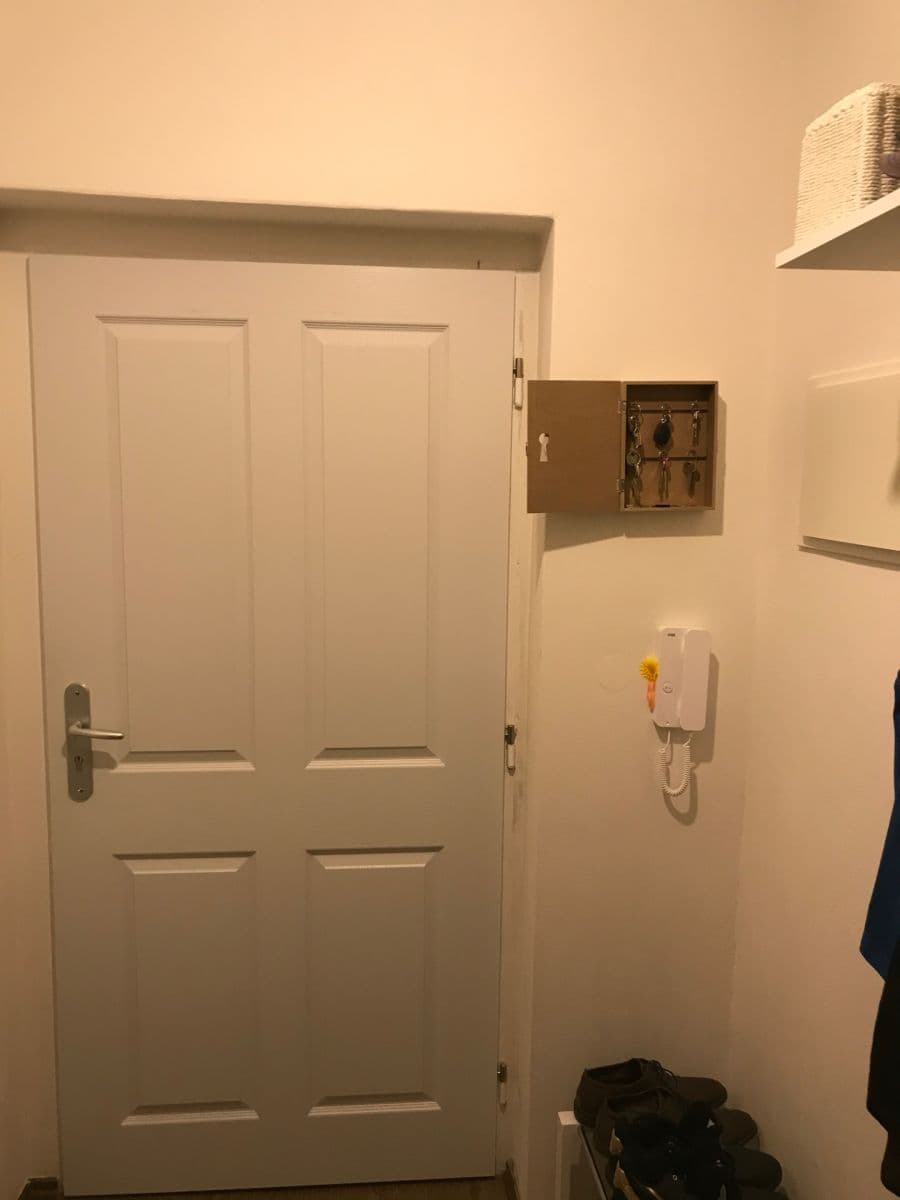 Studio flat to rent, 57 m², Biskupcova, Prague, Prague Studio flat to rent, 57 m², Biskupcova, Prague, Prague