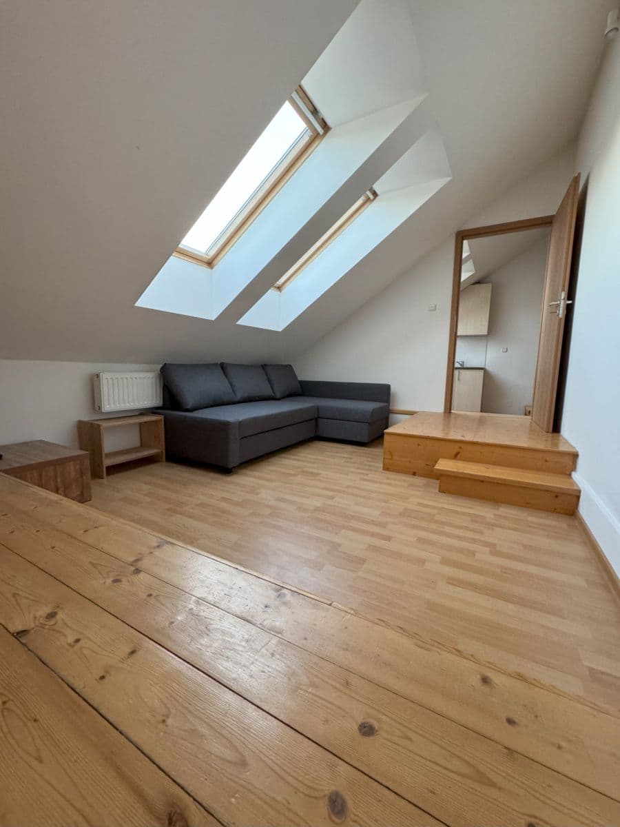 2 bedroom flat to rent, 56 m², Nádražní, Prague, Prague 2 bedroom flat to rent, 56 m², Nádražní, Prague, Prague