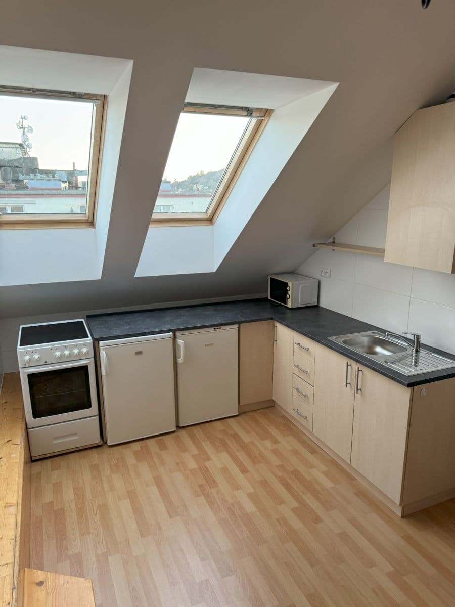 2 bedroom flat to rent, 56 m², Nádražní, Prague, Prague 2 bedroom flat to rent, 56 m², Nádražní, Prague, Prague