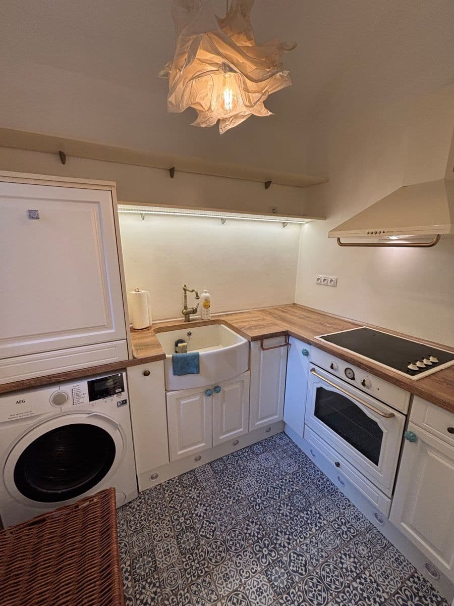 1 bedroom with open-plan kitchen flat for sale, 57 m², Černomořská, Prague, Prague 1 bedroom with open-plan kitchen flat for sale, 57 m², Černomořská, Prague, Prague