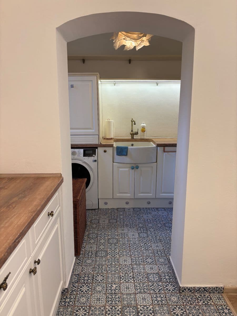 1 bedroom with open-plan kitchen flat for sale, 57 m², Černomořská, Prague, Prague 1 bedroom with open-plan kitchen flat for sale, 57 m², Černomořská, Prague, Prague